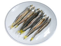 Dried salted smelt